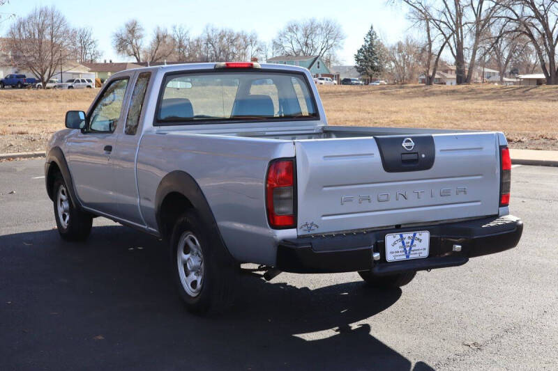 2003 Nissan Frontier Standard