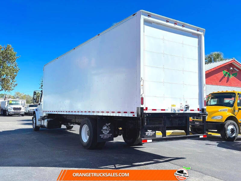 2018 Freightliner M2 106