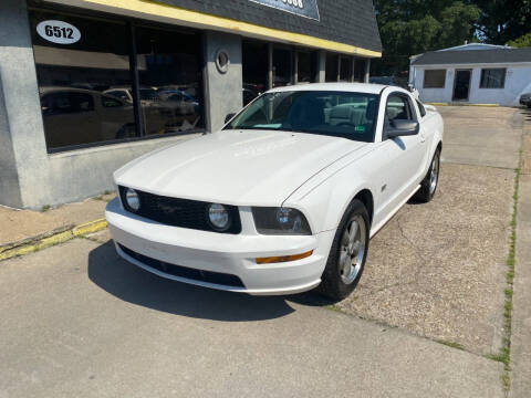 2006 Ford Mustang GT Deluxe