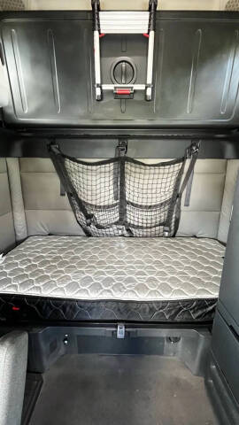 2020 Freightliner Cascadia