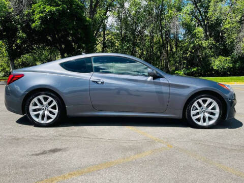2013 Hyundai Genesis Coupe 2.0T