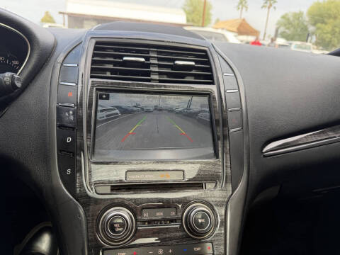 2017 Lincoln MKC Select