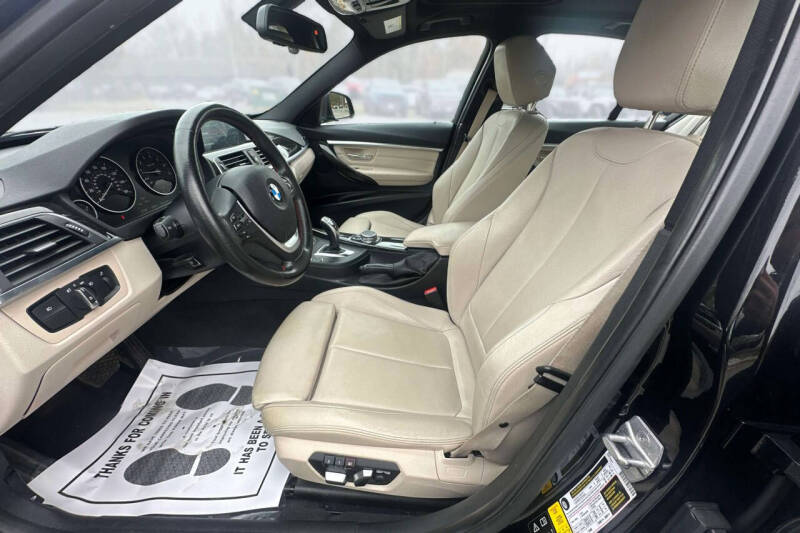 2017 BMW 3 Series 330i xDrive