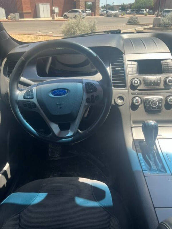 2013 Ford Taurus SEL