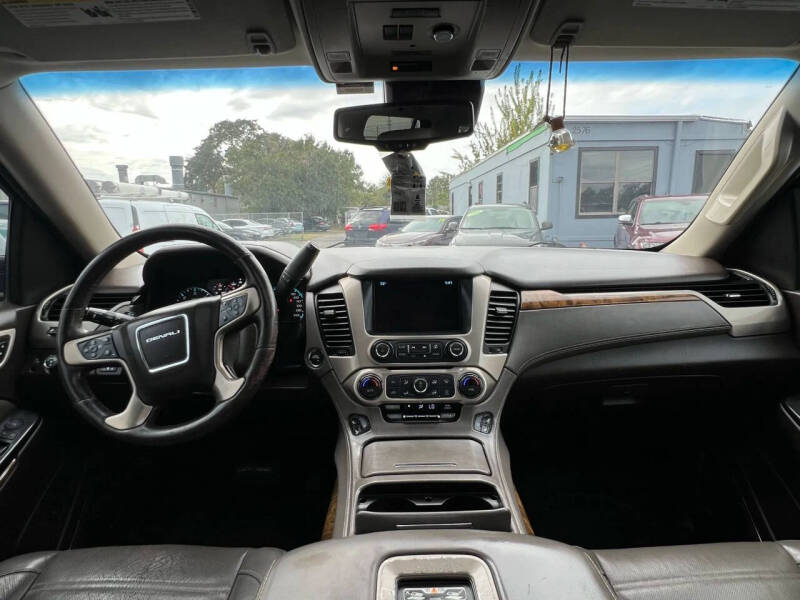 2017 GMC Yukon Denali