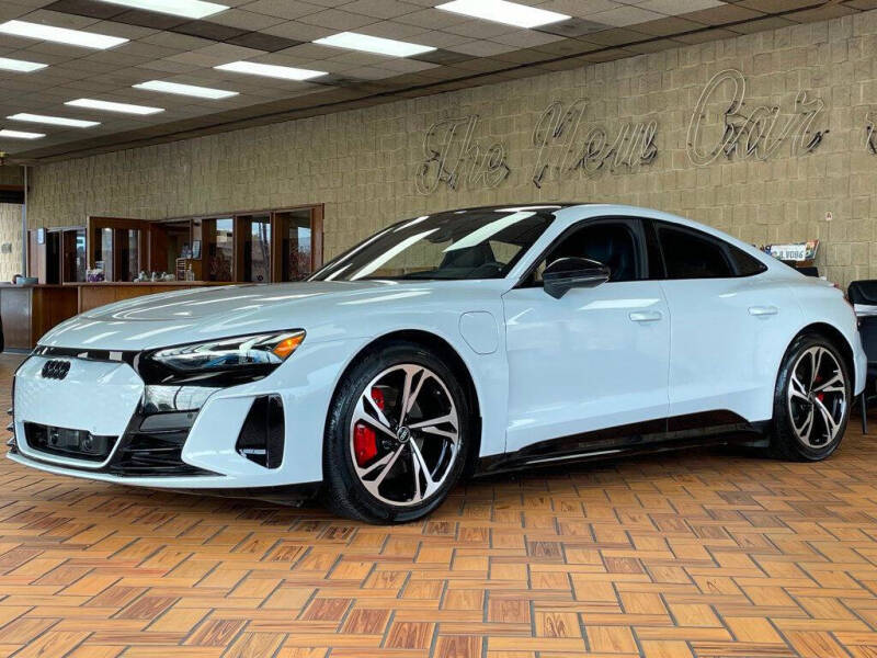 2023 Audi e-tron GT quattro Premium Plus