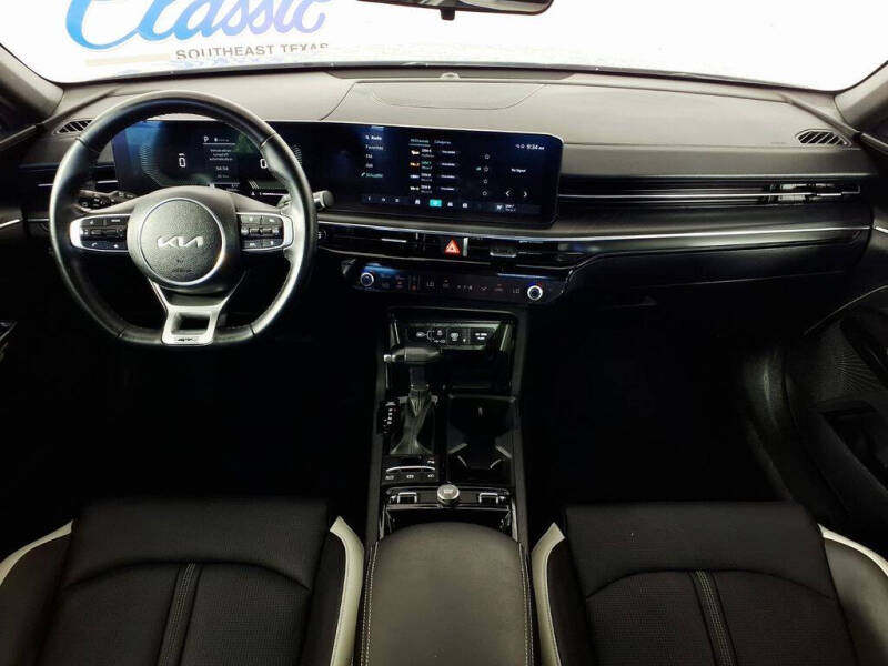 2025 Kia K5
