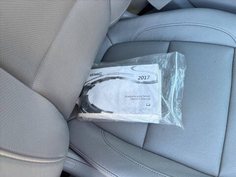 2017 GMC Acadia SLT-1