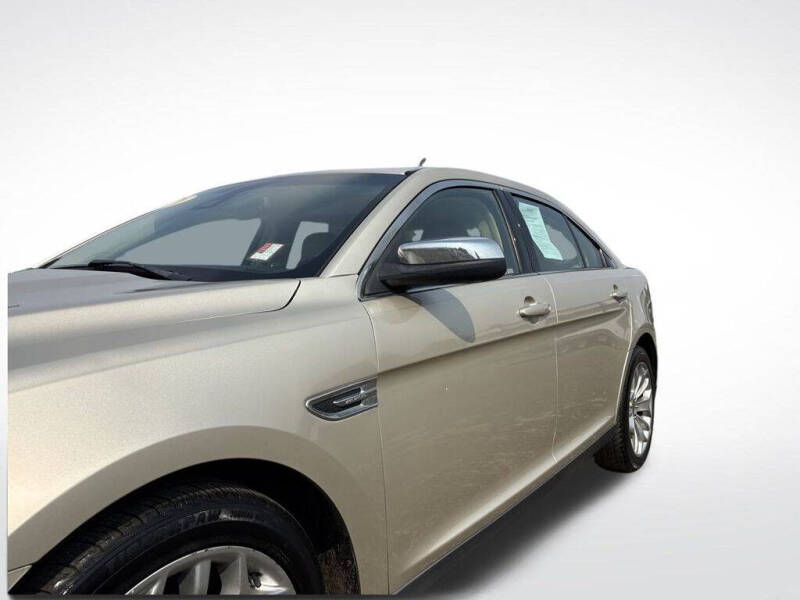 2018 Ford Taurus Limited