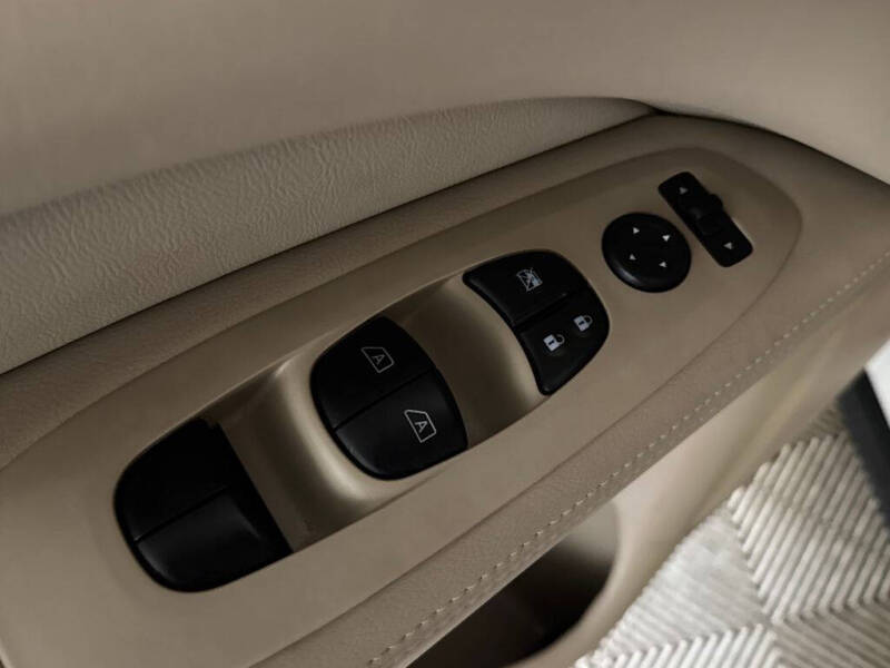 2018 Nissan Pathfinder Platinum