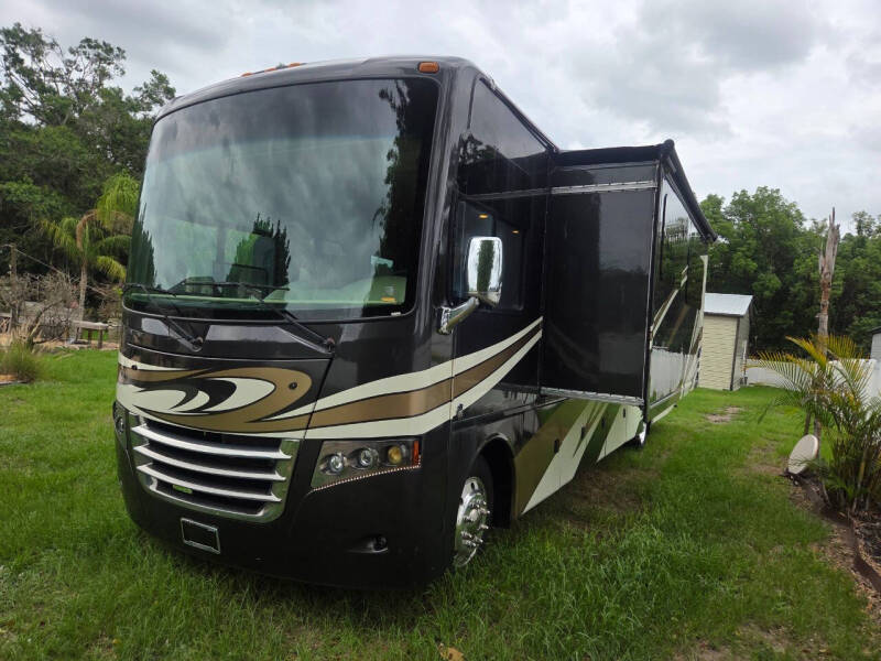 2017 Thor Motor Coach MIRAMAR 35.2