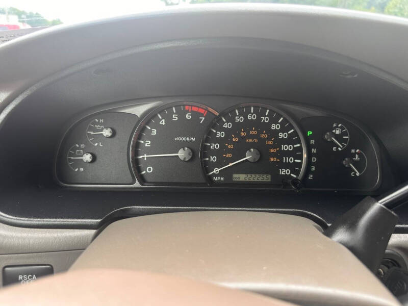 2007 Toyota Sequoia SR5