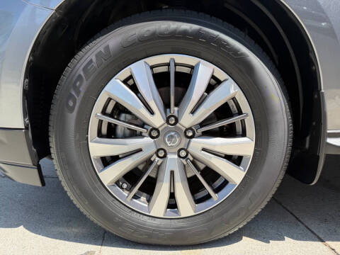 2018 Nissan Pathfinder S