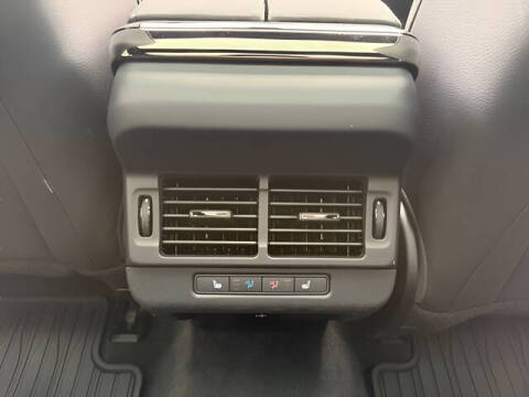 2025 Land Rover Range Rover Evoque P250 Dynamic SE