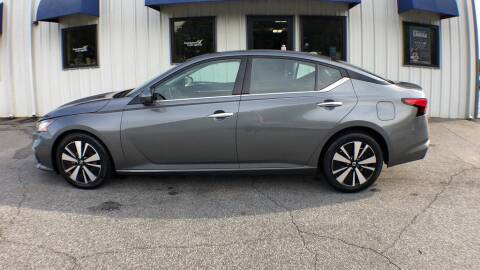 2020 Nissan Altima for sale at Wholesale Outlet in Roebuck SC