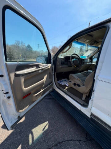 2004 Ford Excursion XLT