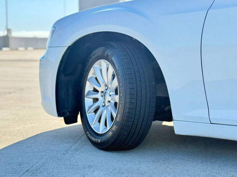 2014 Chrysler 300