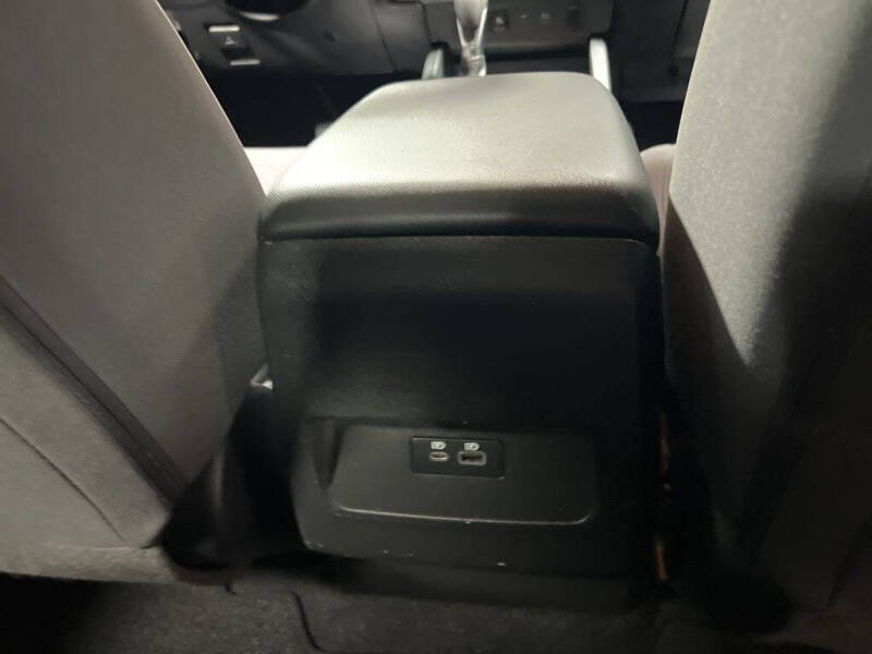 2023 Nissan Frontier S