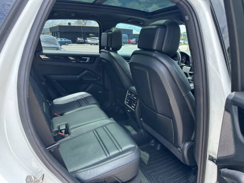2019 Porsche Cayenne S