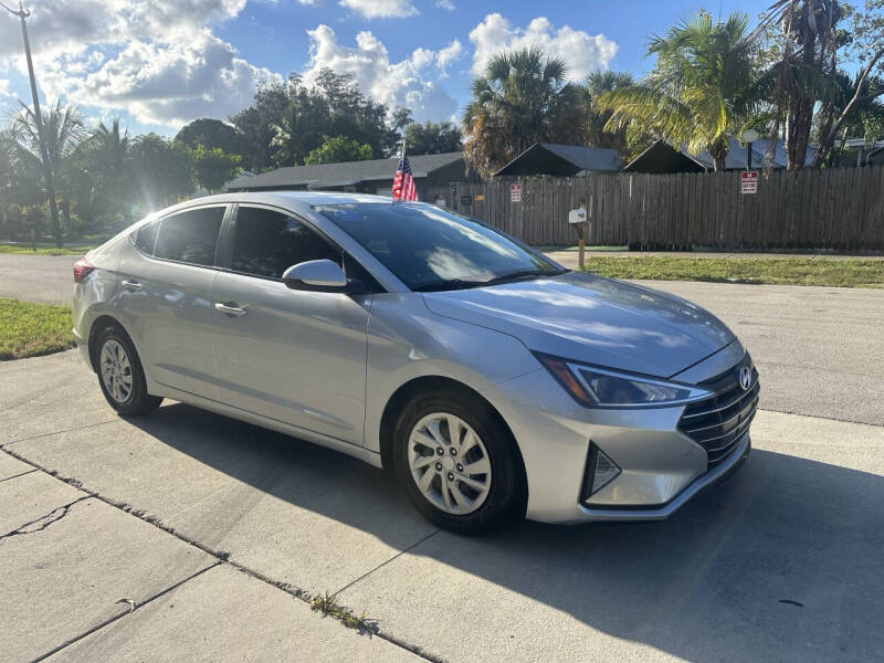 2019 Hyundai Elantra SE
