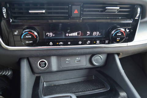 2021 Nissan Rogue SV