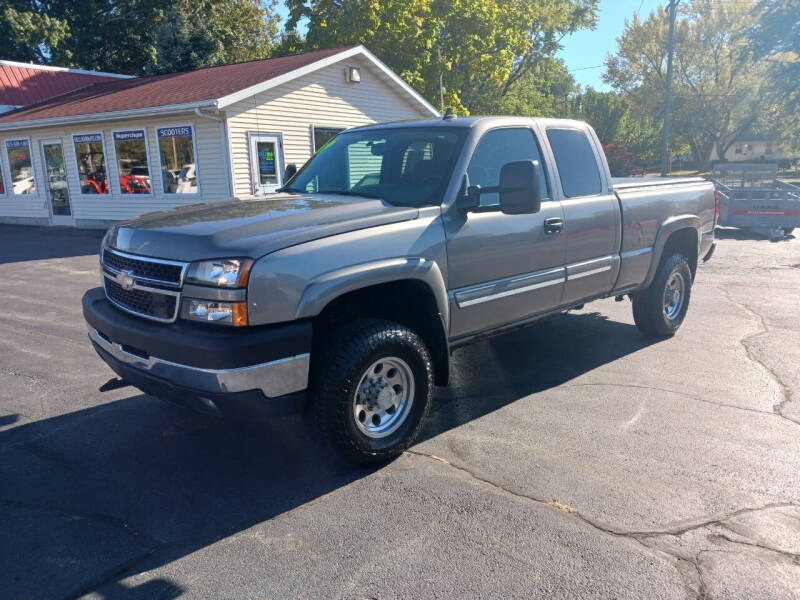 Used 2007 Chevrolet Silverado Classic 2500HD LT1 with VIN 1GCHK29UX7E199926 for sale in Rock Falls, IL