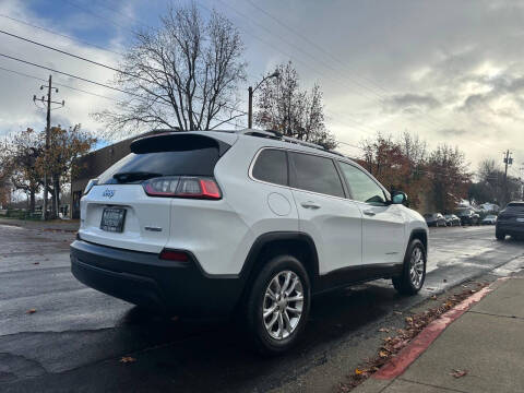 2019 Jeep Cherokee Latitude
