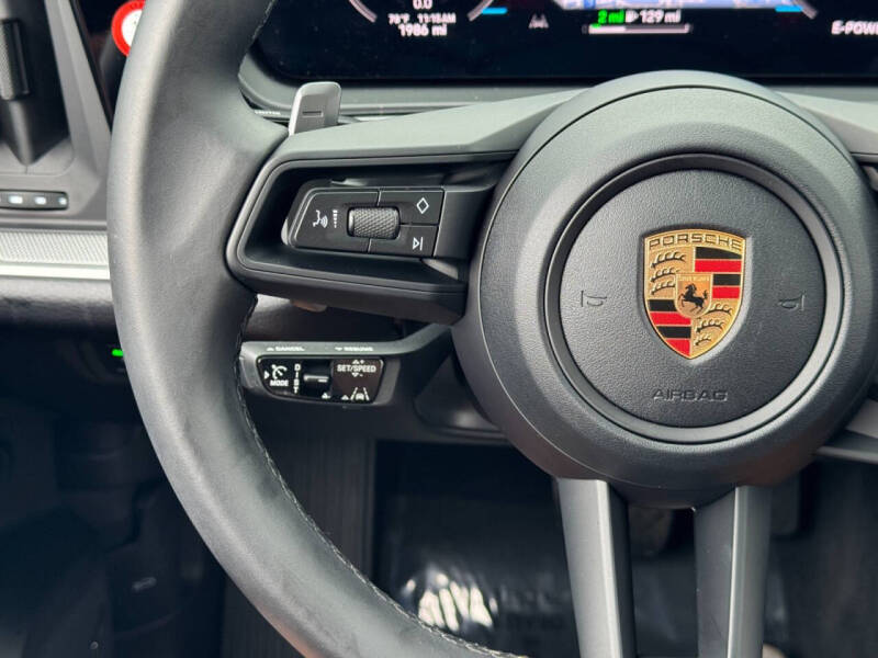 2024 Porsche Cayenne E-Hybrid