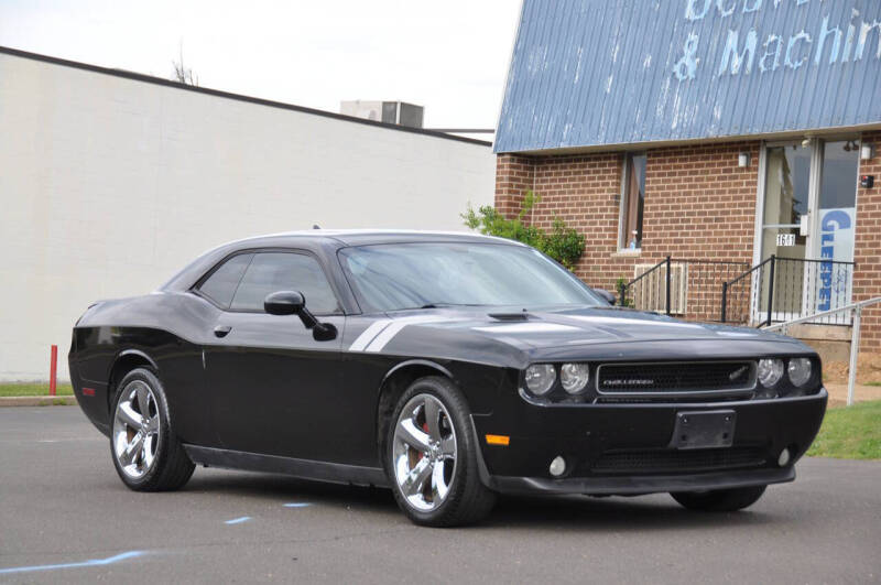 2013 Dodge Challenger SXT Plus