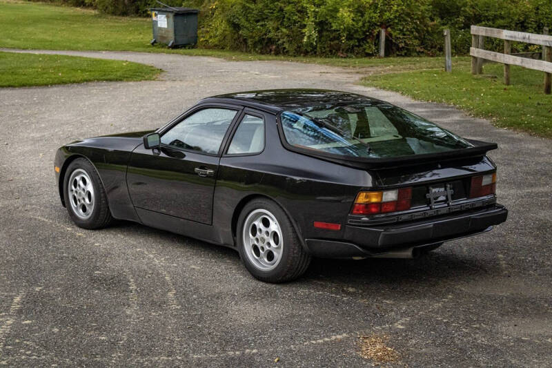 1987 Porsche 944 Turbo