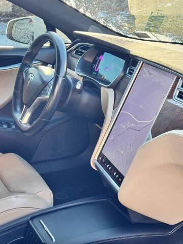 2017 Tesla Model S 75