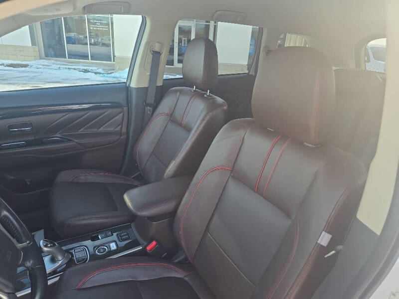 2018 Mitsubishi Outlander PHEV SEL