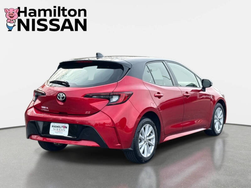 2024 Toyota Corolla Hatchback SE