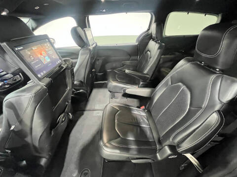 2018 Chrysler Pacifica Touring L Plus