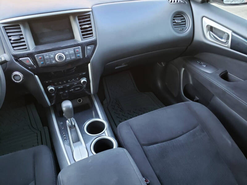 2014 Nissan Pathfinder SL