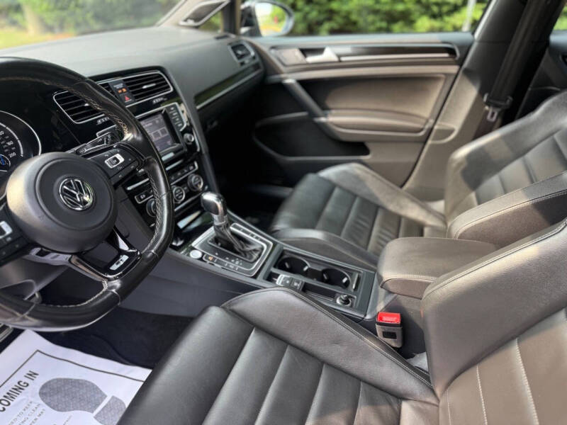 2015 Volkswagen Golf R 4Motion