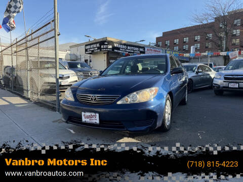 2005 Toyota Camry LE V6