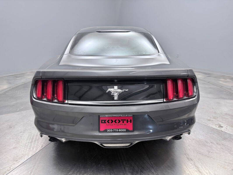 2017 Ford Mustang V6