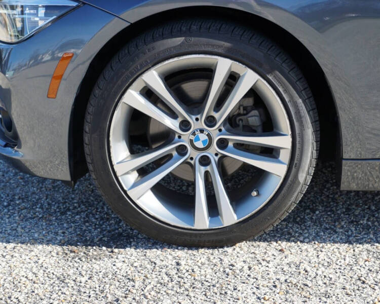 2018 BMW 3 Series 330i xDrive