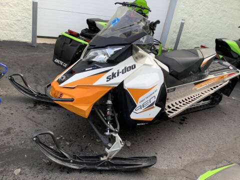 2019 Ski-Doo Renegade® Sport 600 ACE