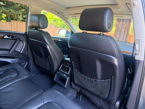 2011 Audi Q7 3.0T quattro Premium Plus