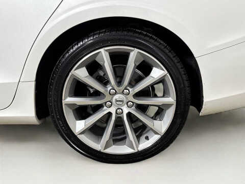 2021 Volvo S60 T5 Momentum