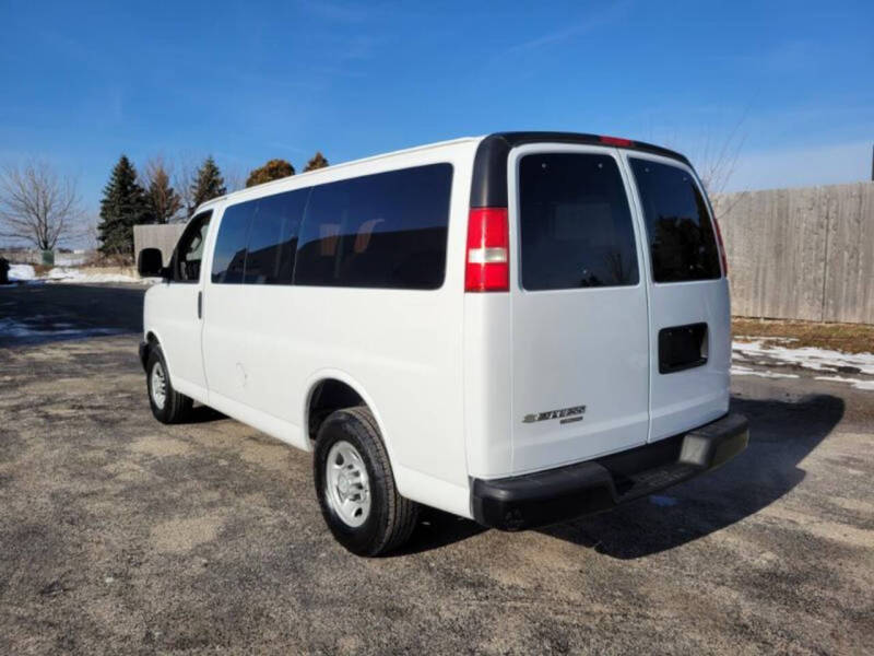 2016 Chevrolet Express LS 2500
