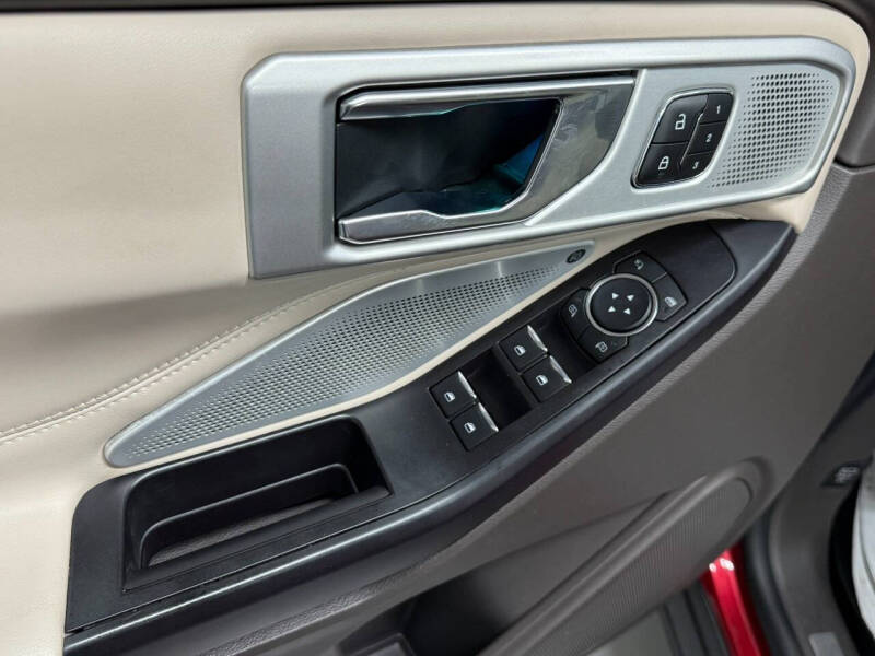 2020 Ford Explorer Platinum