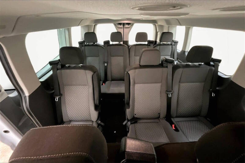 2023 Ford Transit 350 XLT