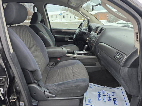 2011 Nissan Armada SV