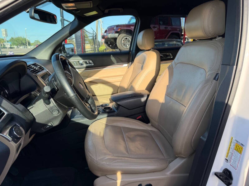 2017 Ford Explorer Limited