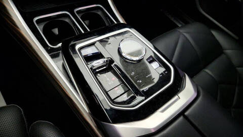 2023 BMW 7 Series 740i