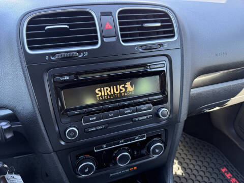 2013 Volkswagen GTI Base PZEV