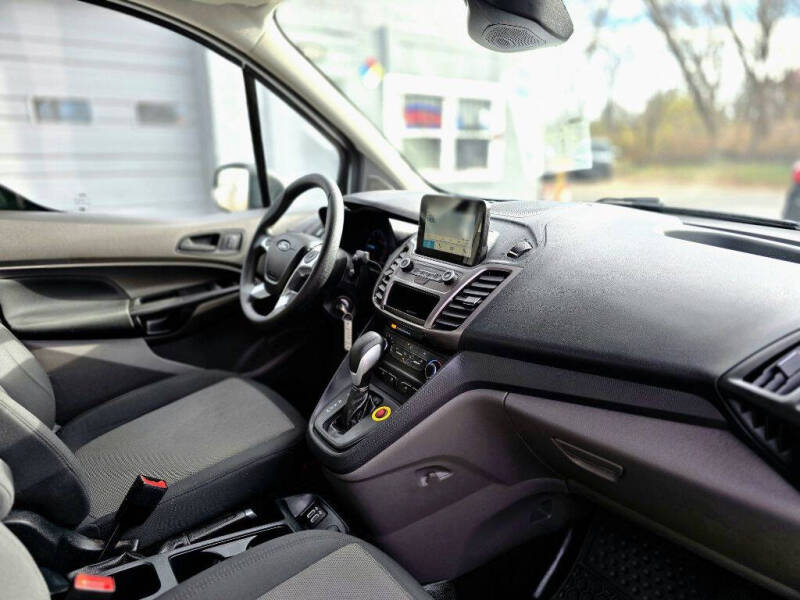 2020 Ford Transit Connect XL